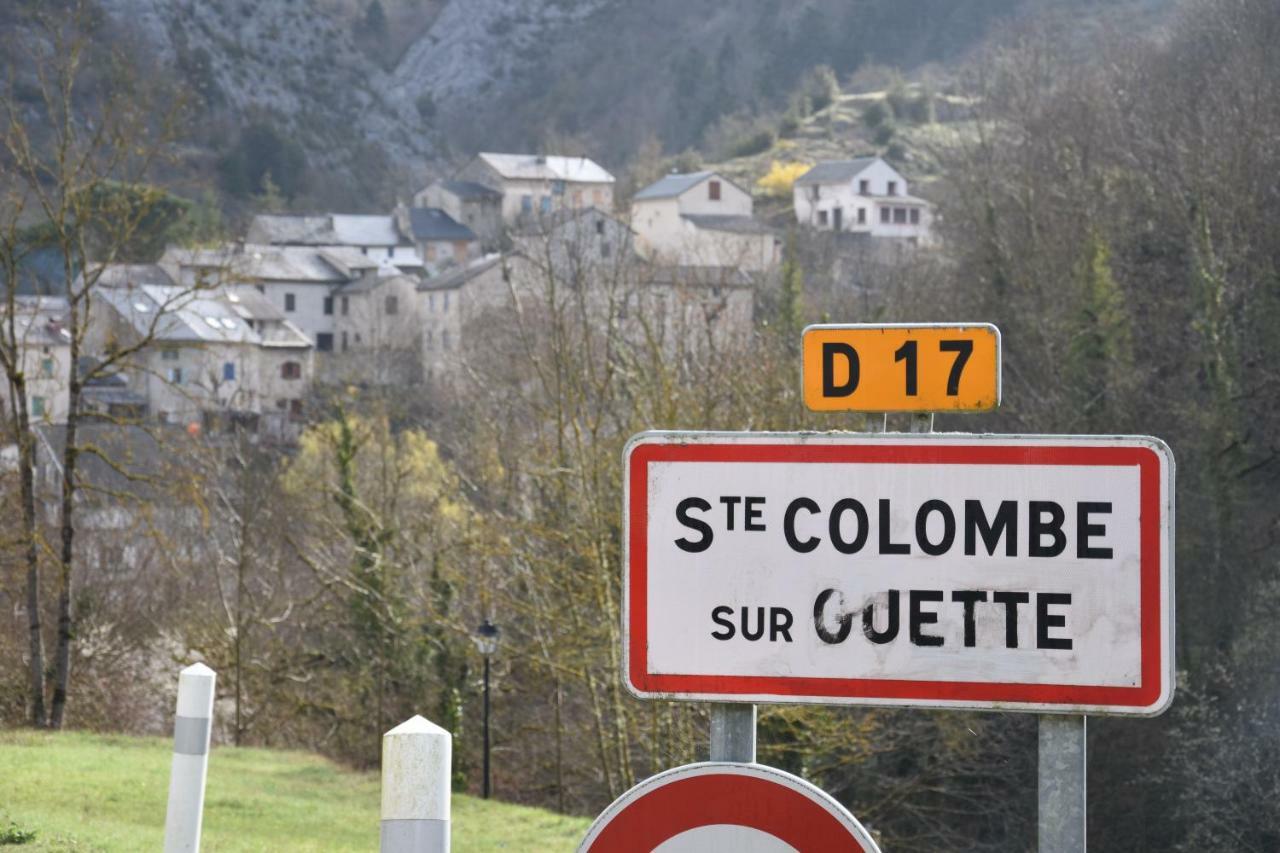 Vila La Belle Audoise Sainte-Colombe-sur-Guette Exteriér fotografie